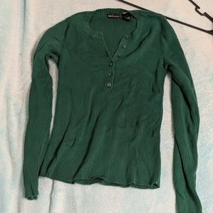 Green ribbed sweater